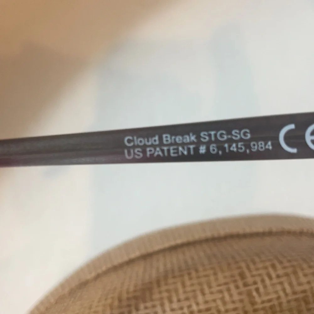 Maui Jim “Cloud Break” sunglasses - Picture 3 of 10